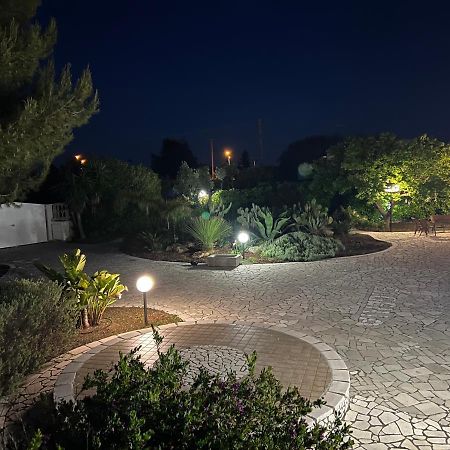 Villa Eugenia In Campomarino Di Maruggio, Puglia - Casa Vacanze Exteriör bild