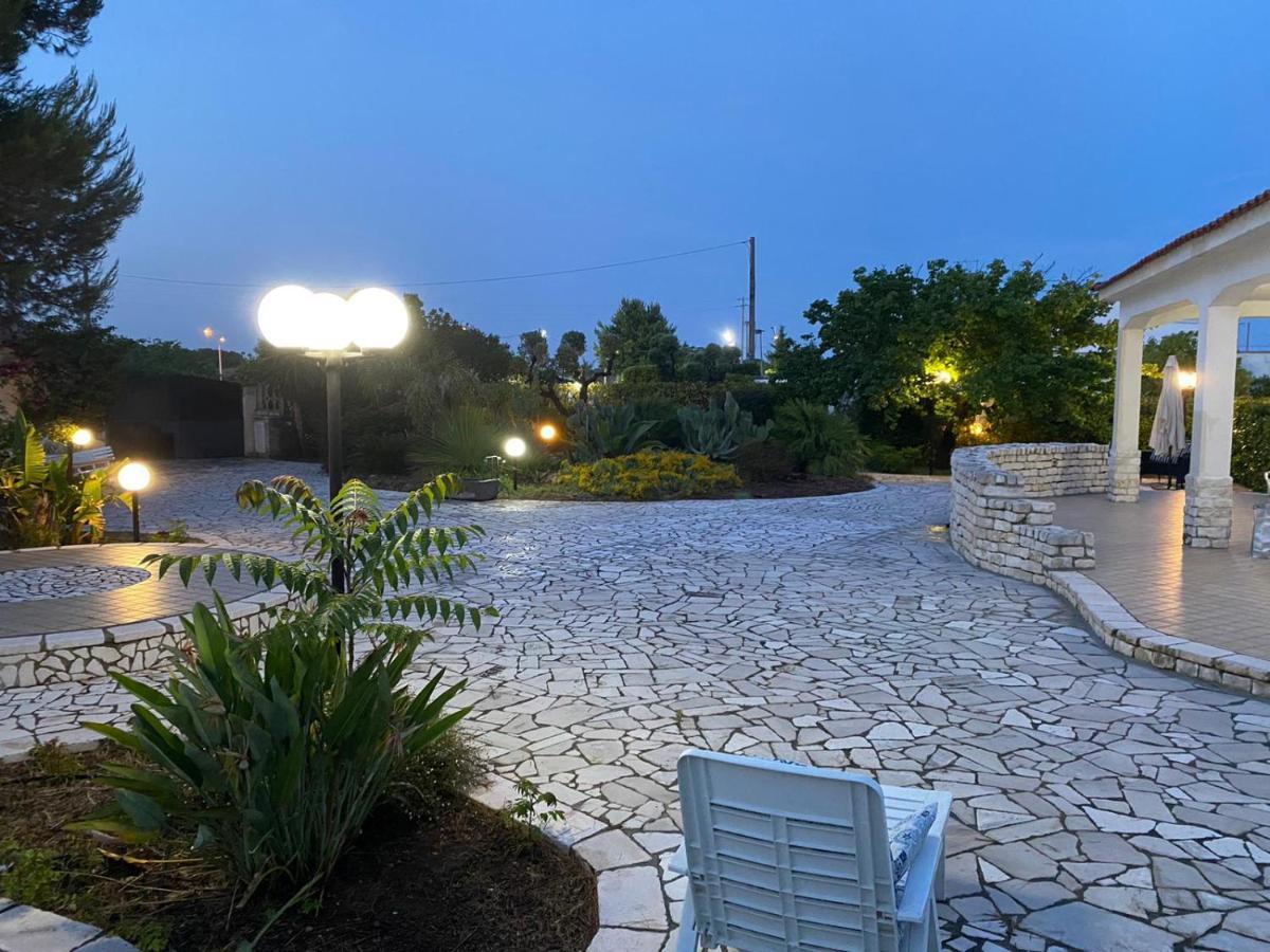 Villa Eugenia In Campomarino Di Maruggio, Puglia - Casa Vacanze Exteriör bild