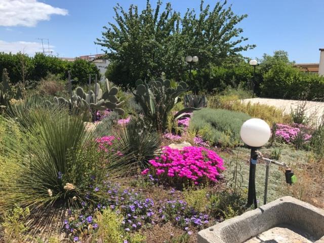 Villa Eugenia In Campomarino Di Maruggio, Puglia - Casa Vacanze Exteriör bild